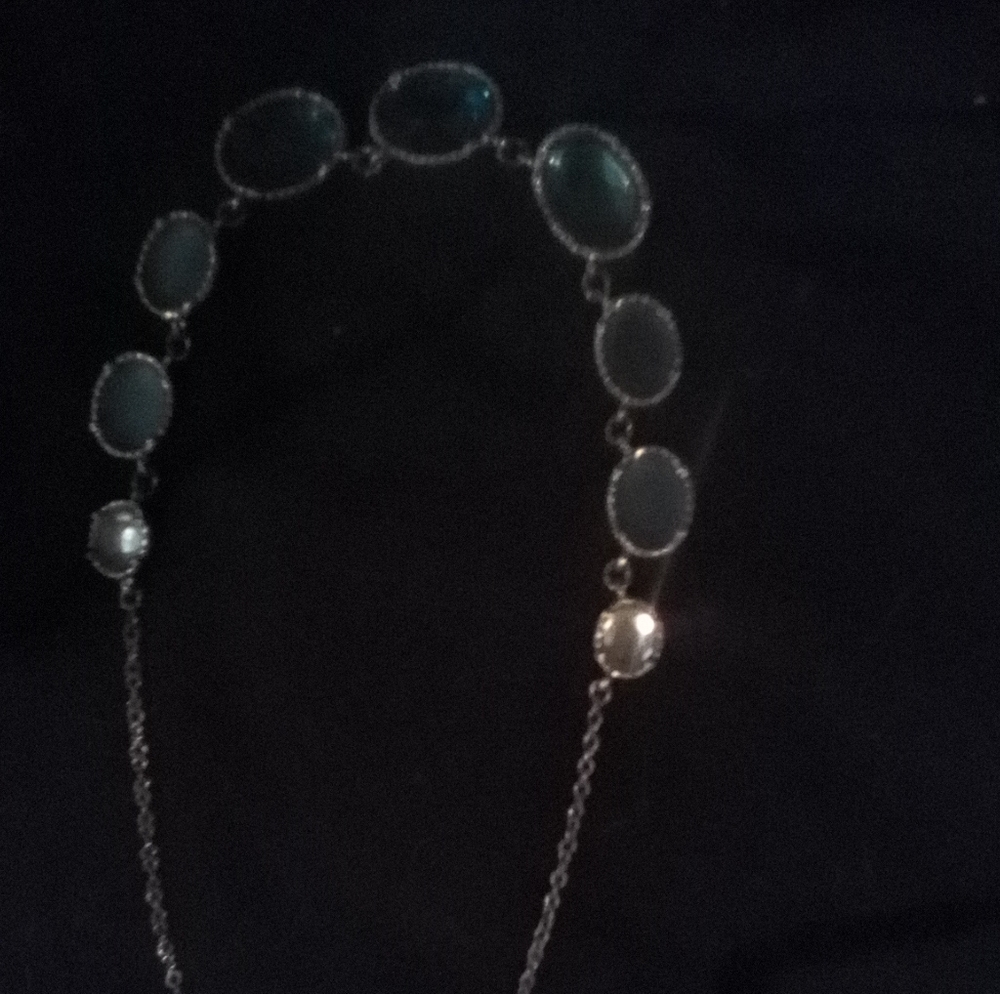 Costume jewelry necklace